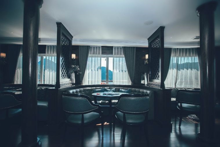 Du thuyền Paradise Grand Hạ Long